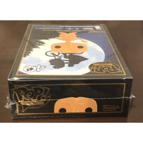 Funko Pop! Pin E.T The Extra-Terrestrial - Walmart Exclusive 2022 Enamel NIB NEW - Picture 9 of 10